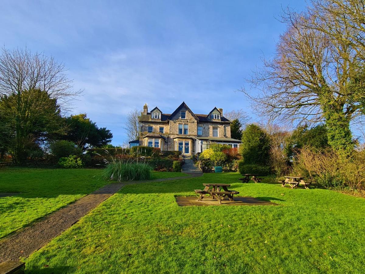 The Gateway Hotel Kendal Exterior photo